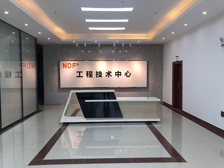 什么是薄膜電容,它與陶瓷電容的區(qū)別在哪里？